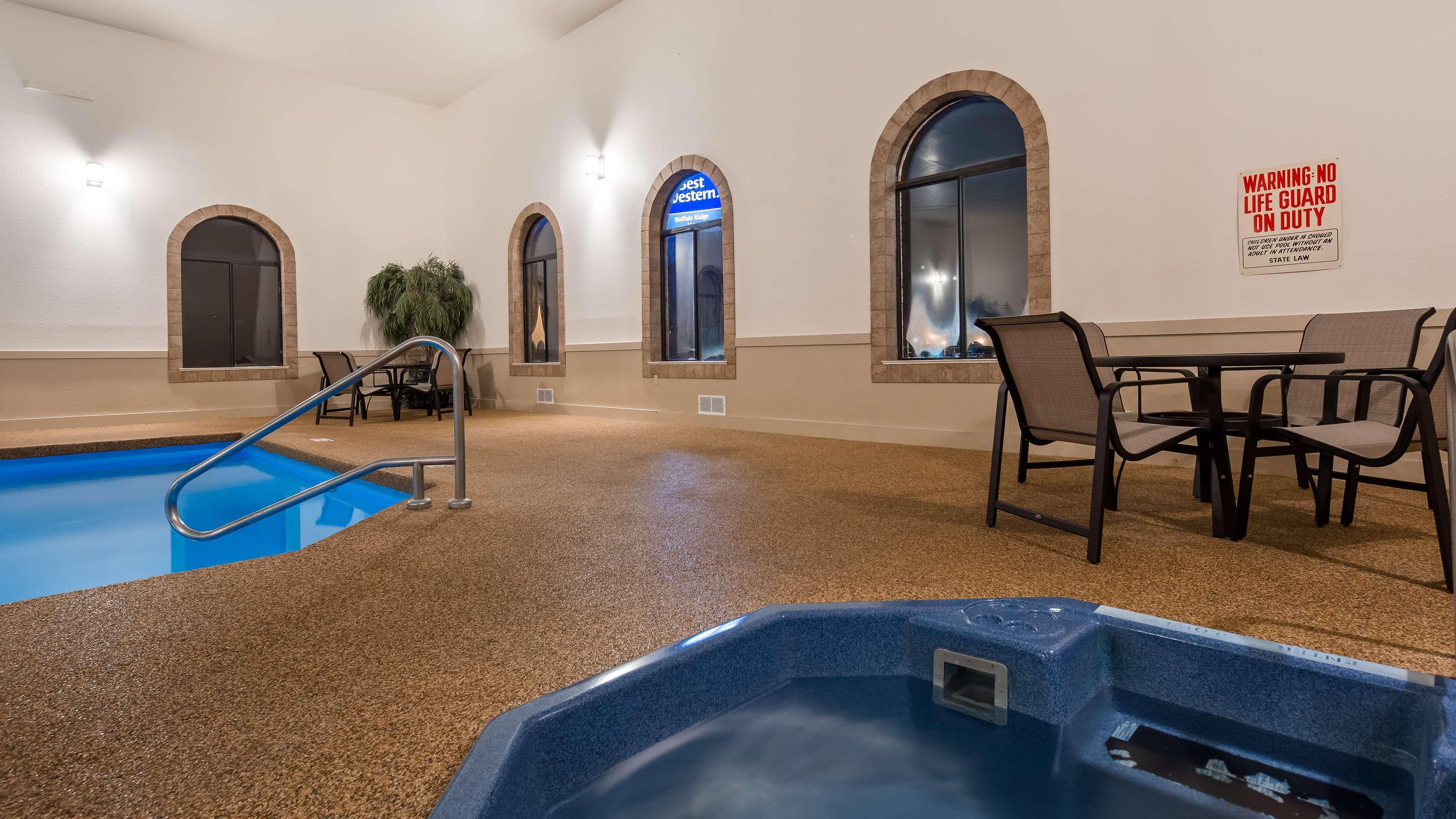 Best Western Buffalo Ridge Inn Near Mt Rushmore Custer Bagian luar foto